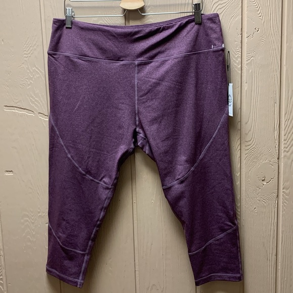 Ray Pose Leggings. NWT - Picture 2 of 10